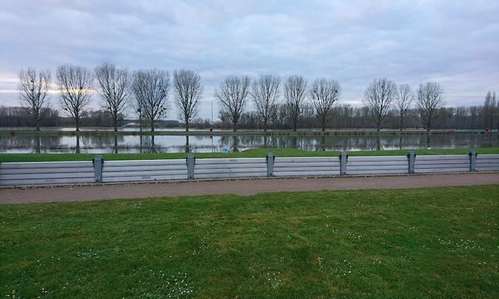 Rheinstrandbad Rappenwort Becker