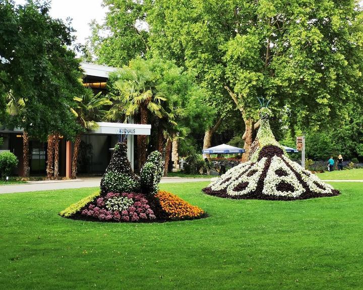 Weinbrunnen Im Kurpark